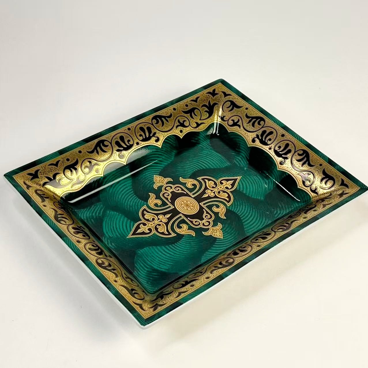 Patek Philippe Genève 2010 Emerald Byzantine Porcelain Tray